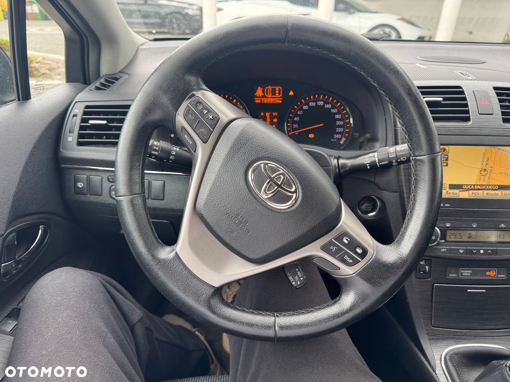 Toyota Avensis 2.2 D-CAT Executive - 13