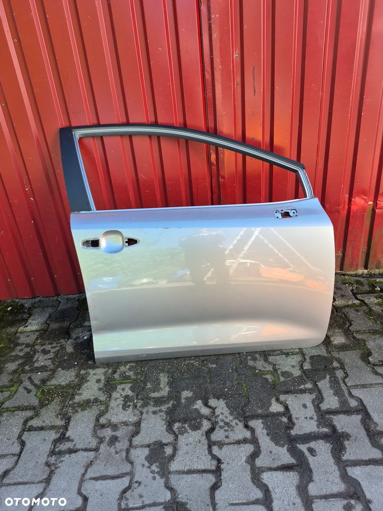 Toyota Corolla E21 przednie prawe drzwi 24154014 - 1