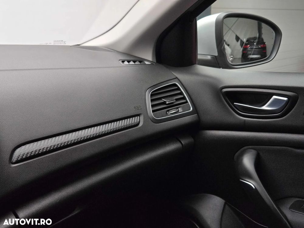 Renault Megane TCe 140 GPF EDC BUSINESS EDITION - 30