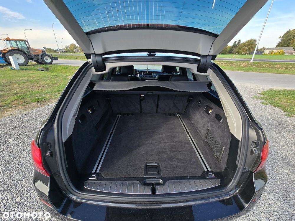 BMW Seria 5 518d - 30