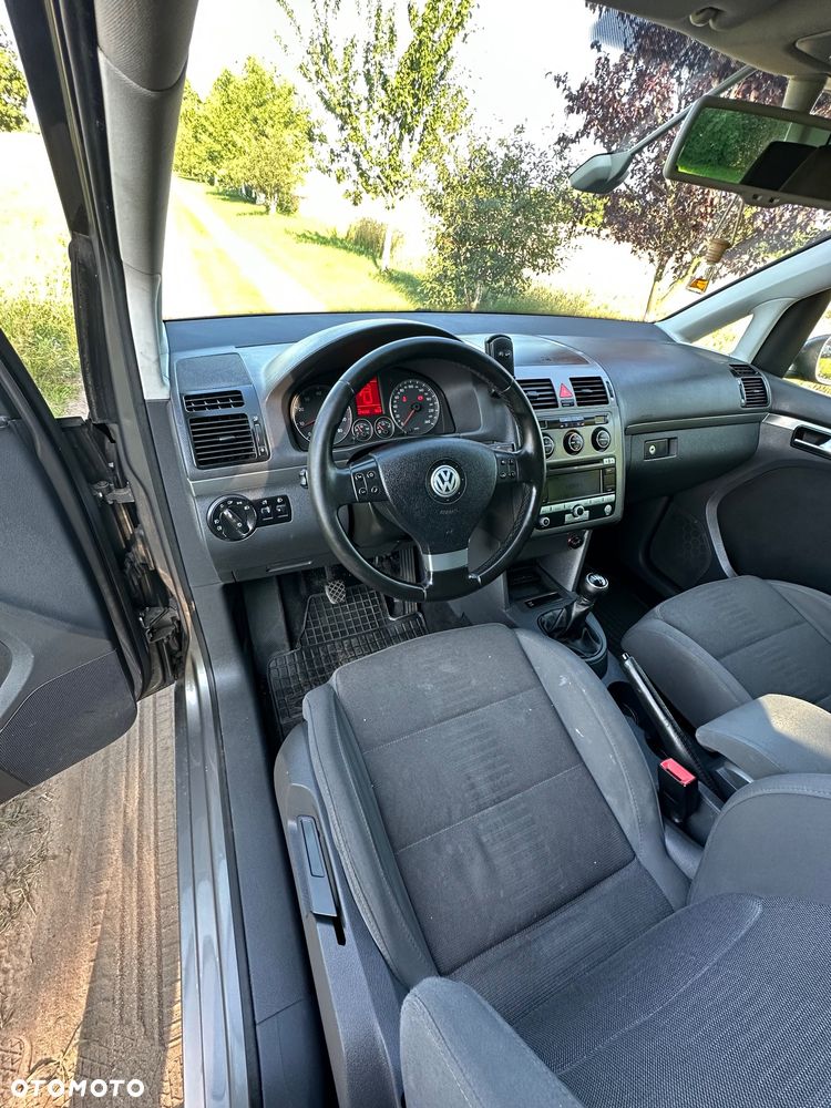 Volkswagen Touran 1.4 TSI Trendline - 11