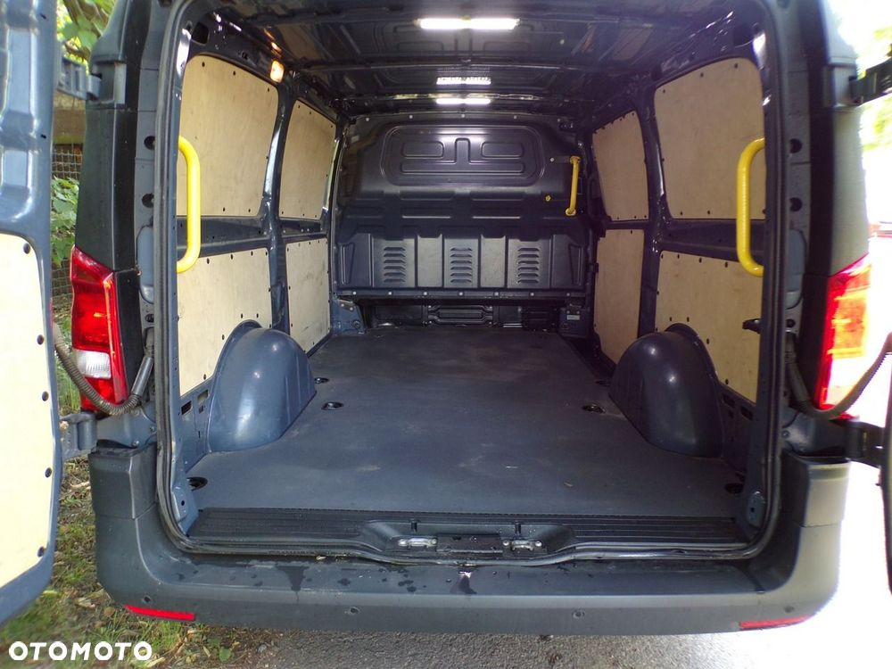 Mercedes-Benz Vito - 16