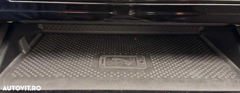 Volkswagen Passat - 27