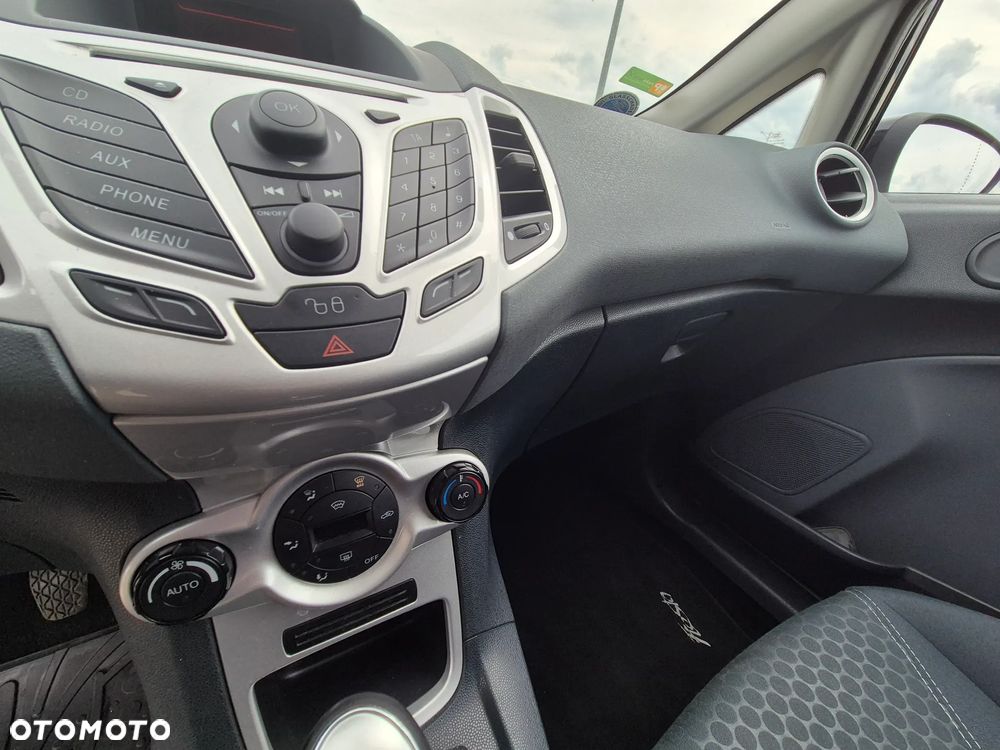 Ford Fiesta 1.25 Titanium - 23