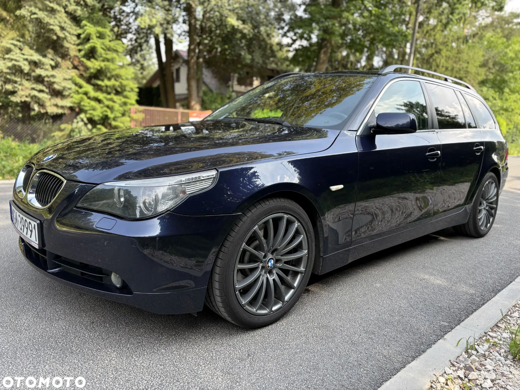 BMW Seria 5 545i - 1