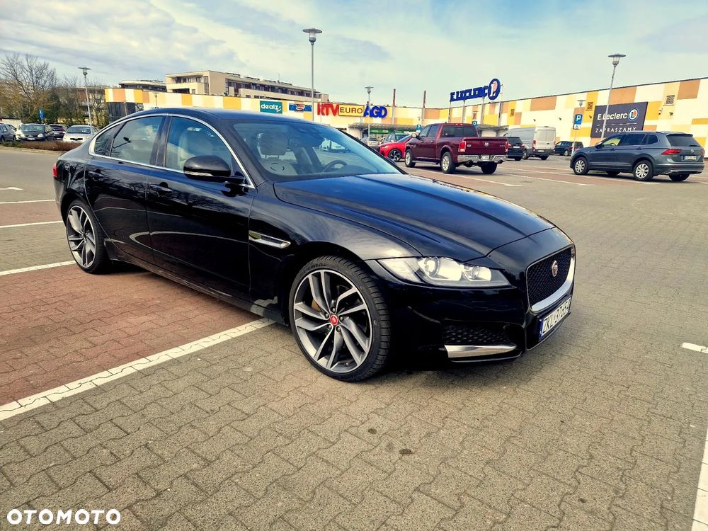 Jaguar XF 3.0 TDV6 Portfolio - 3