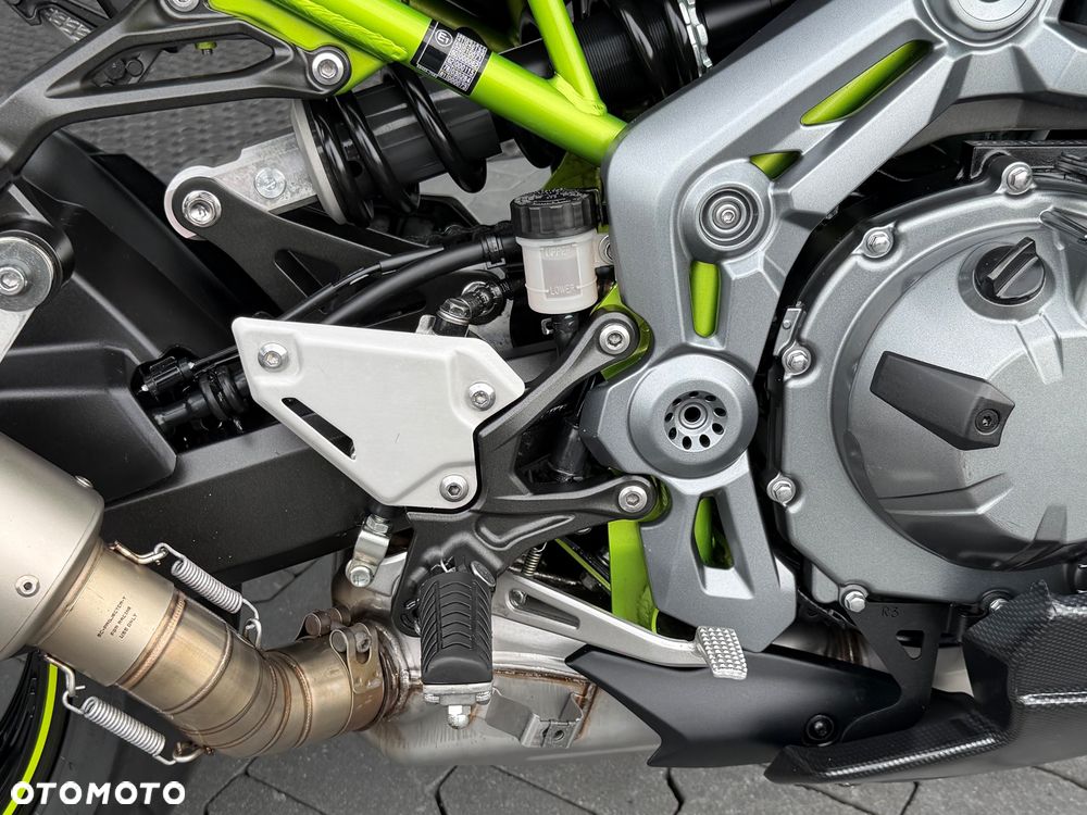 Kawasaki Z 900 - 14