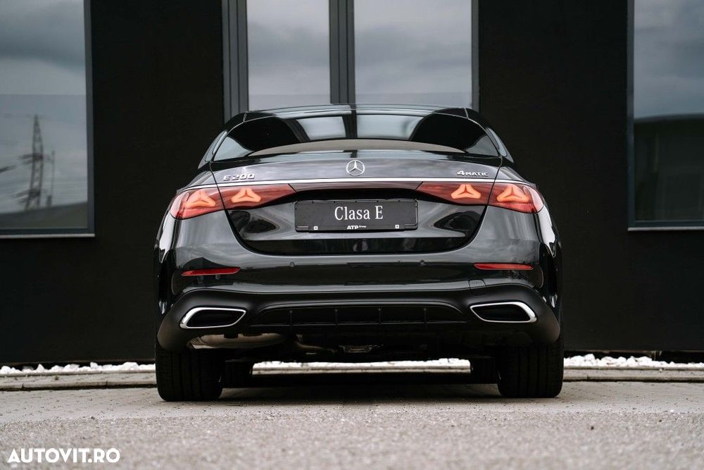 Mercedes-Benz E - 8