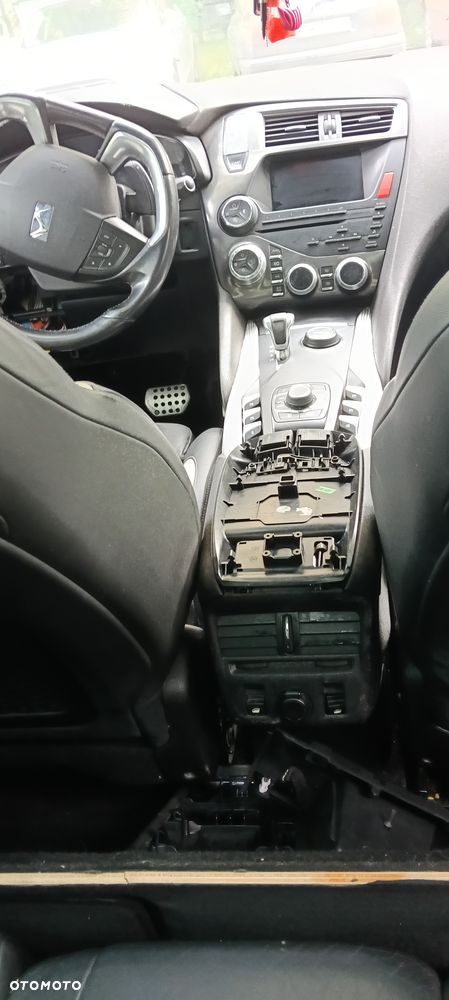 Citroën DS5 2.0 HDi Hybrid4 SportChic MCP - 16
