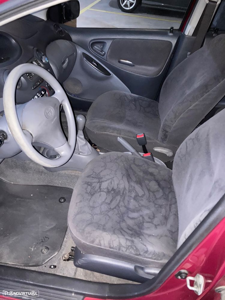 Toyota Yaris 1.0 Luna AC - 4