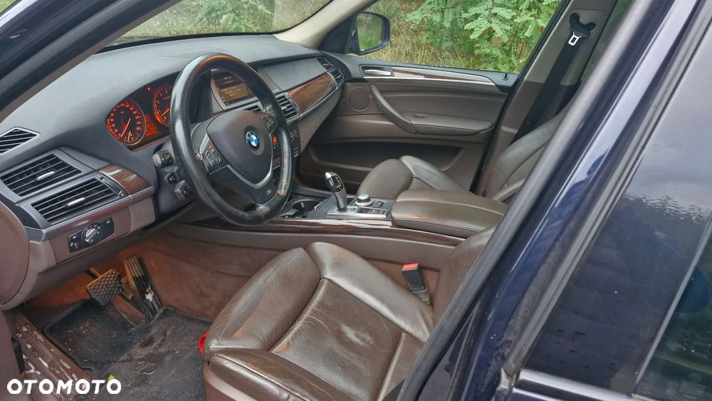BMW X5 3.0si xDrive - 18