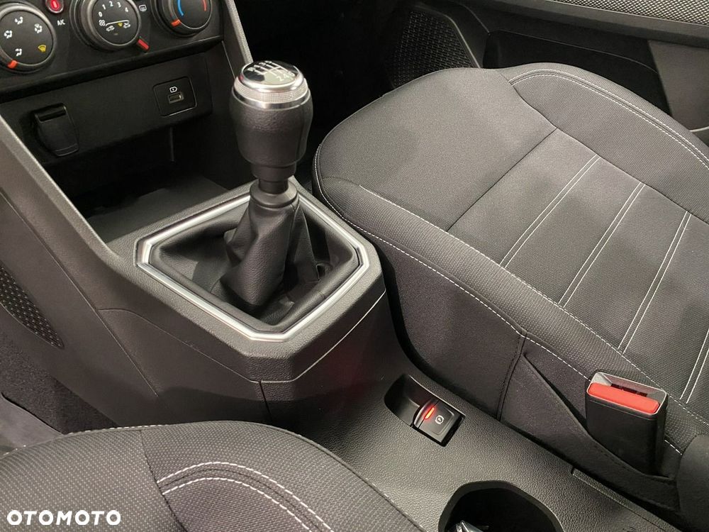 Dacia Sandero - 27