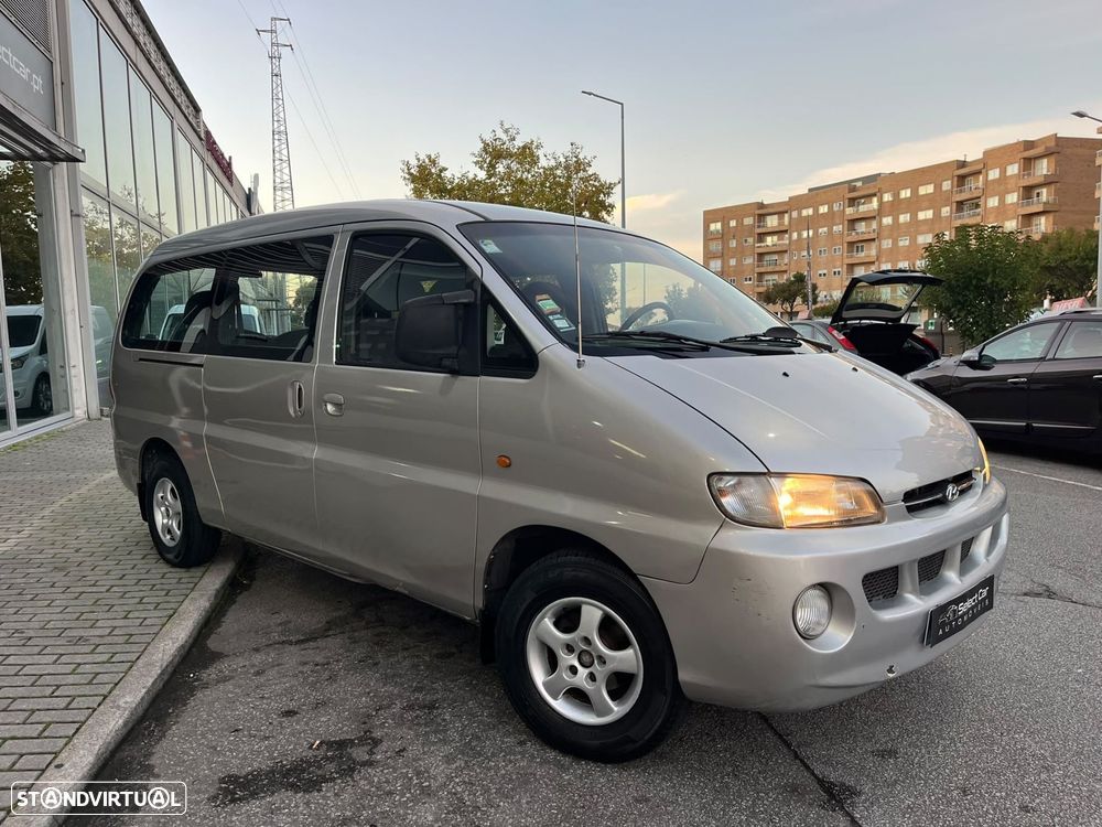 Hyundai H-1 - 3