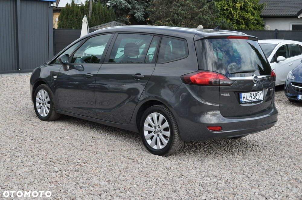 Opel Zafira - 9