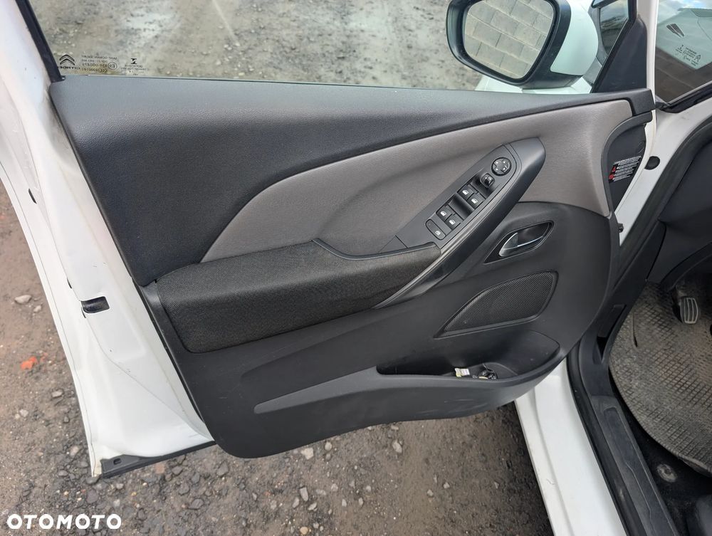 Citroën C4 Picasso - 6