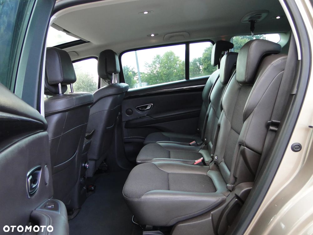Renault Espace 1.6 dCi Energy Initiale Paris EDC 7os - 13