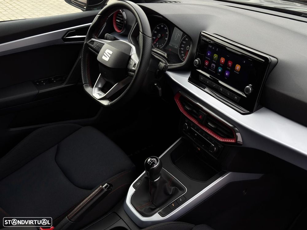 SEAT Arona 1.0 TSI FR - 13