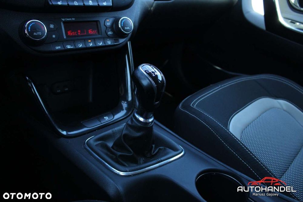 Kia Ceed - 14