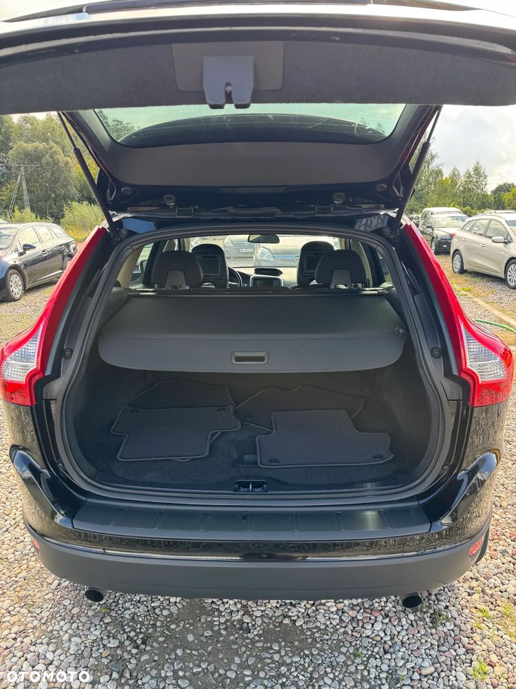 Volvo XC 60 3.2 AWD - 10