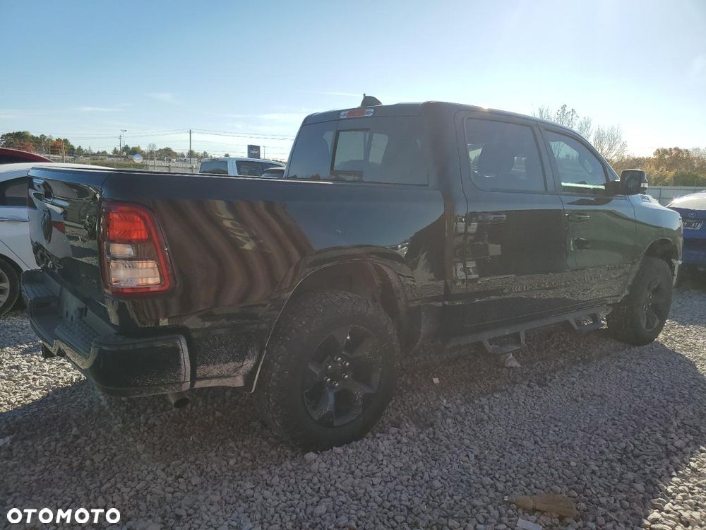 RAM 1500 5.7 Crew Cab Bighorn - 3