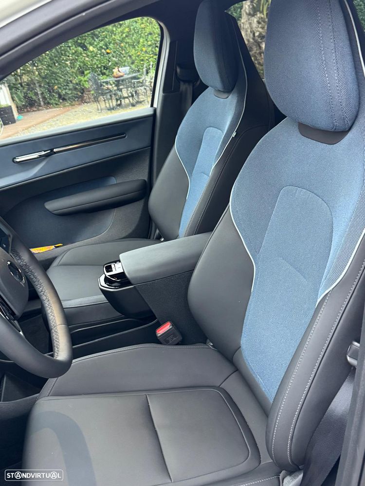 Volvo EX30 51 kWh Single Motor Core - 5