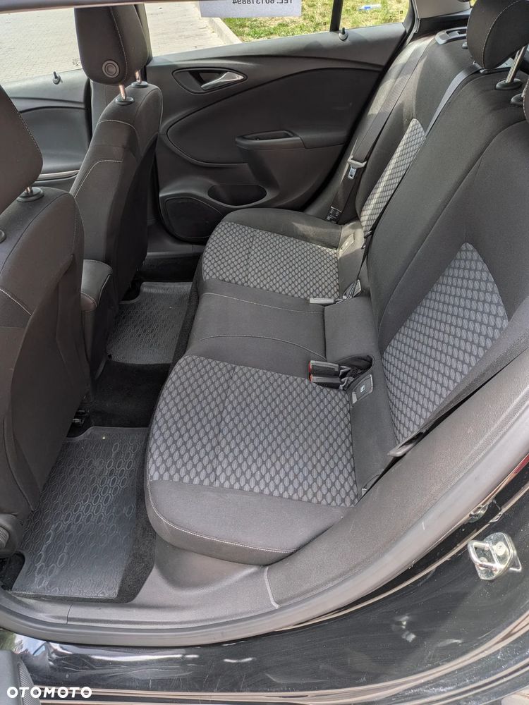 Opel Astra 1.4 T Enjoy - 9