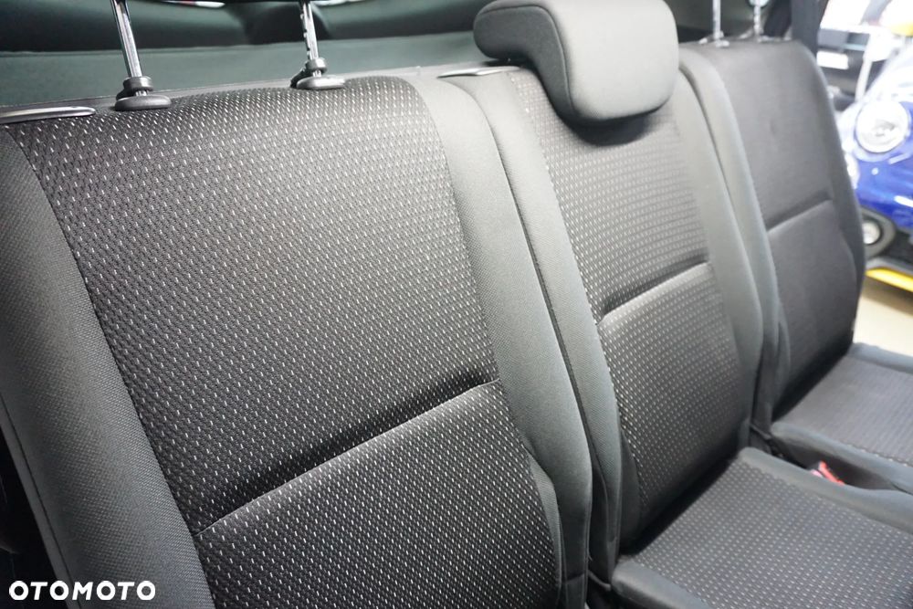 Toyota Corolla Verso 1.6 Sol - 21