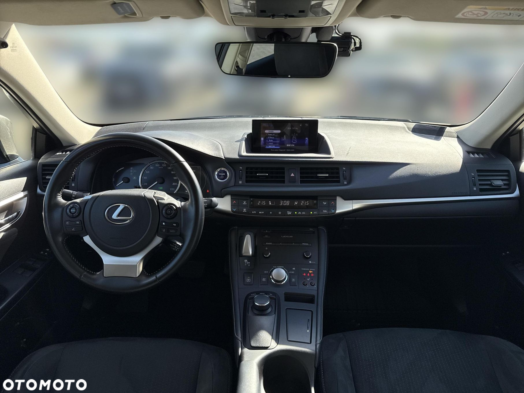 Lexus CT - 11
