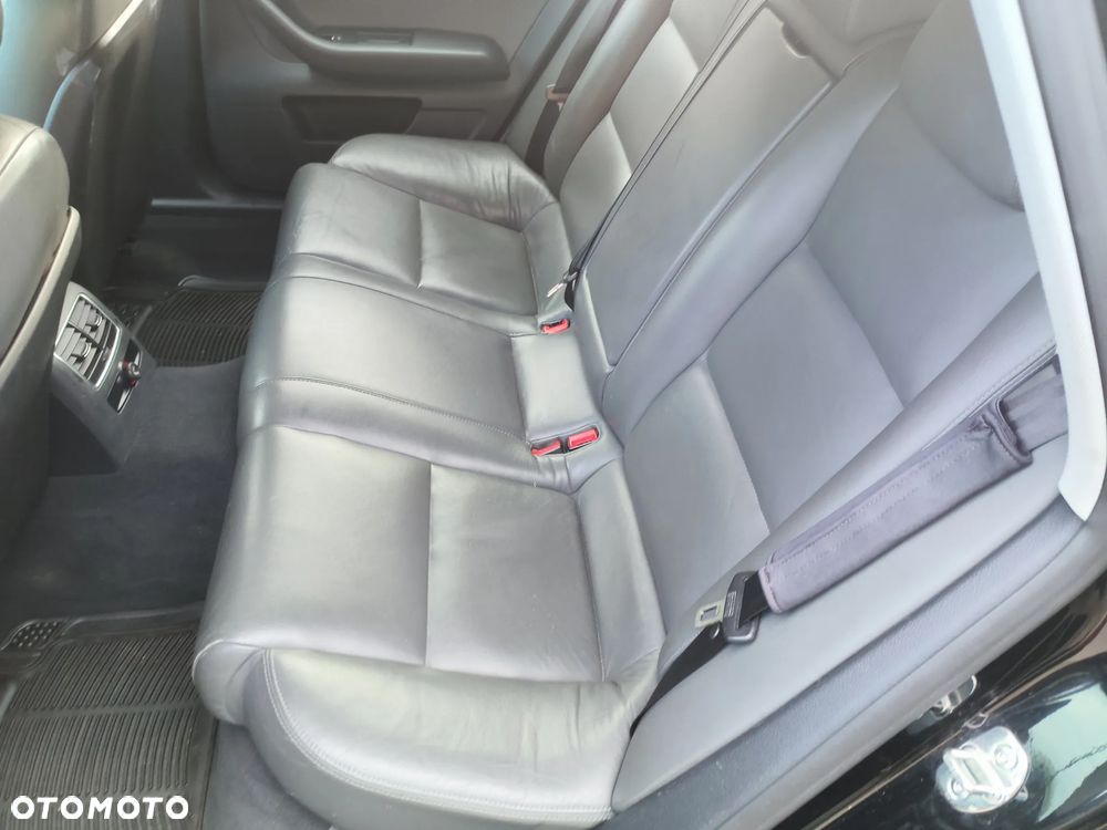 Audi A6 Avant 2.4 multitronic - 10