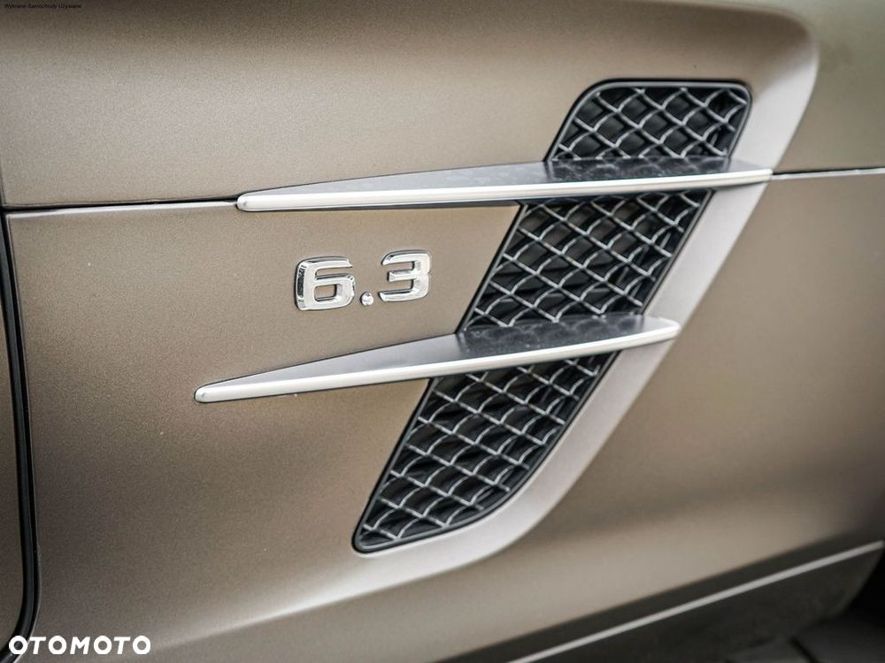 Mercedes-Benz SLS - 14