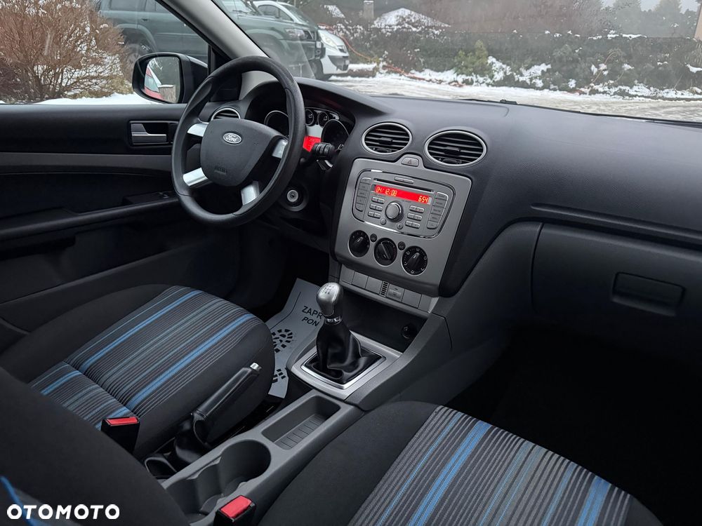 Ford Focus 1.6 16V Black Magic - 10