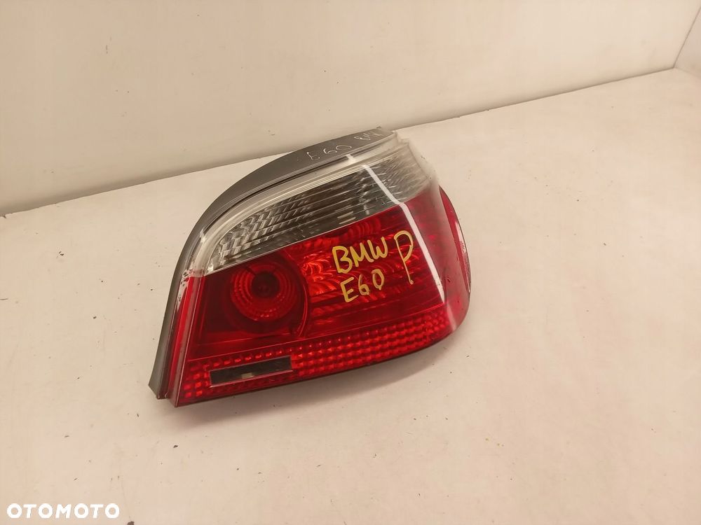 LAMPA PRAWA TYLNA TYŁ BMW 5 E60 SEDAN 03-10 - 3