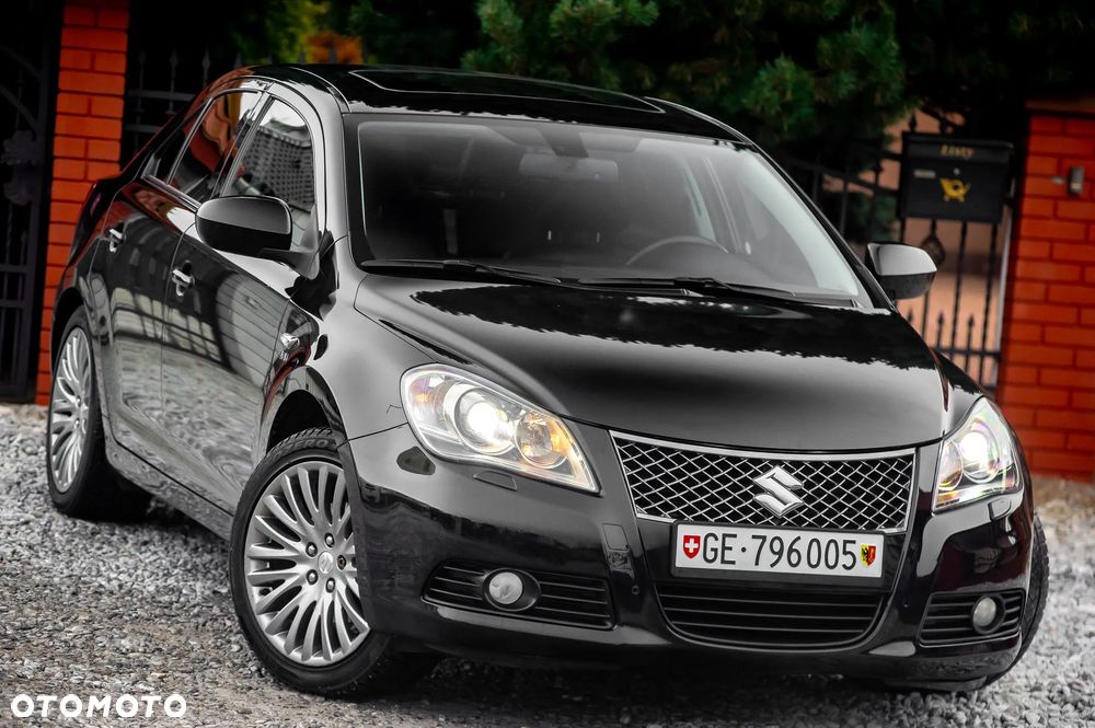Suzuki Kizashi 2.4 Sport 4WD CVT - 1