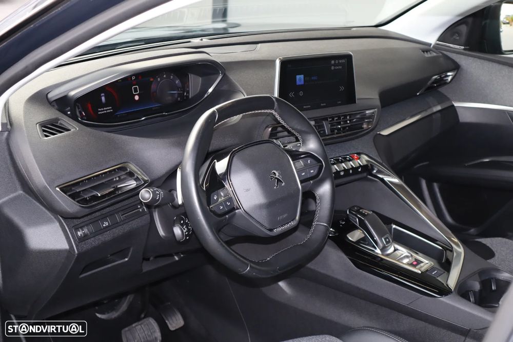 Peugeot 3008 PureTech 130 Stop & Start GPF EAT8 Roadtrip - 19