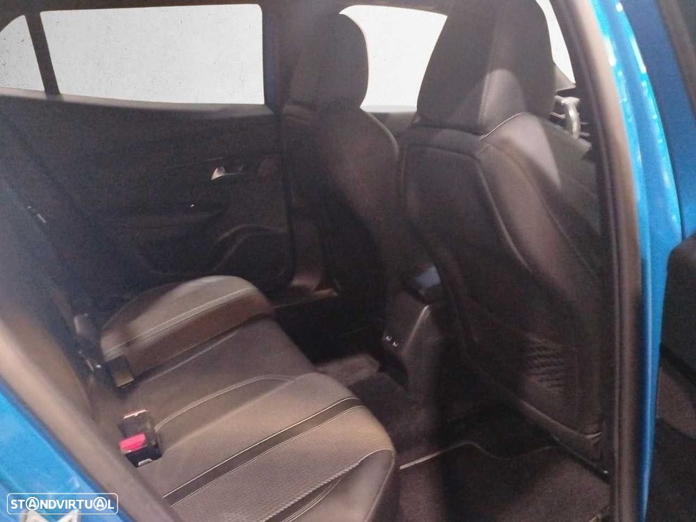 Peugeot 2008 1.2 PureTech GT - 10