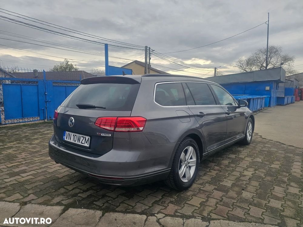 Volkswagen Passat Variant 1.6 TDI (BlueMotion Technology) DSG Comfortline - 4