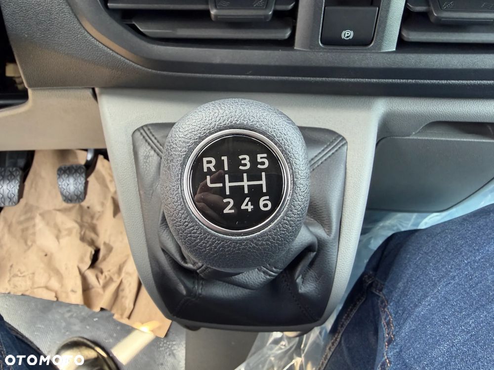 Ford Transit Custom Van L1 136KM Trend - 16