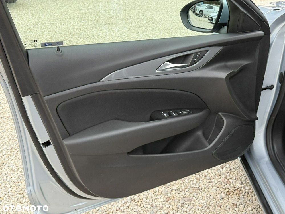 Opel Insignia 1.6 CDTI Enjoy S&S - 13