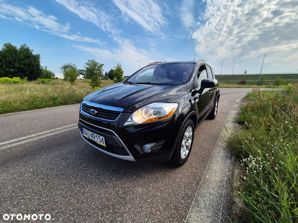 Ford Kuga 2.0 TDCi 2x4 Titanium - 36