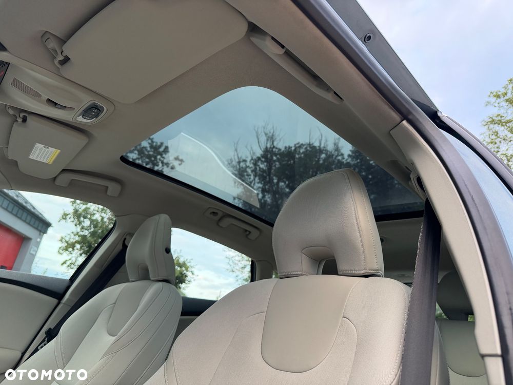 Volvo V40 T5 Geartronic Summum - 23