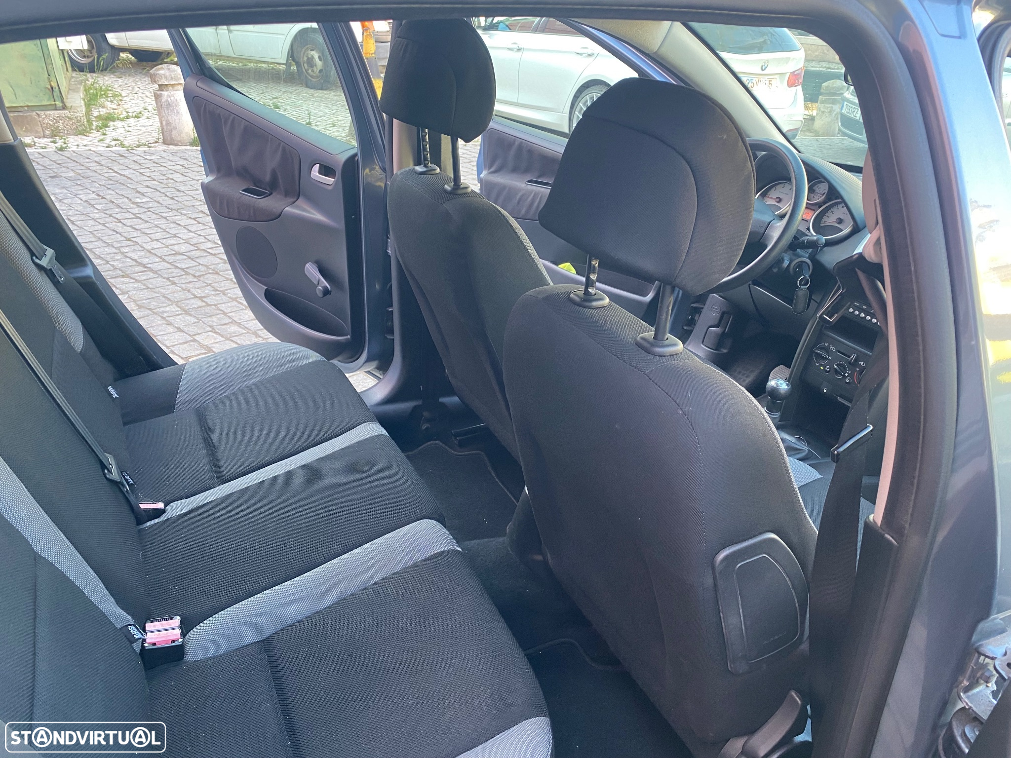 Peugeot 207 1.4 16V Open - 25