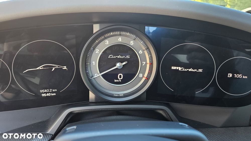Porsche 911 911Turbo S - 9