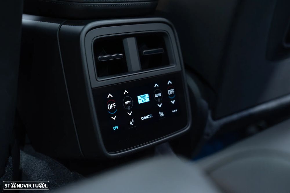 Porsche Taycan Turbo - 56