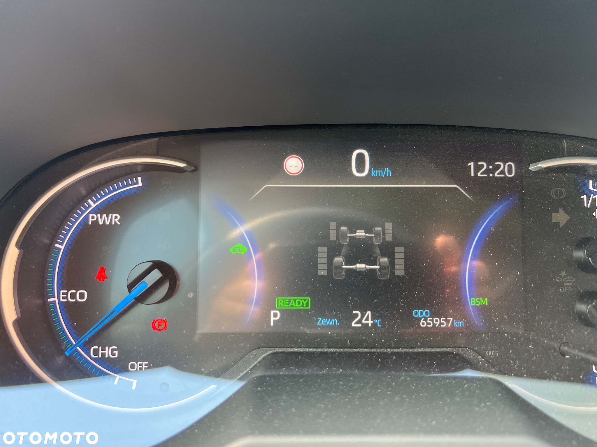 Toyota RAV4 2.5 Hybrid Executive 4x4 - 12