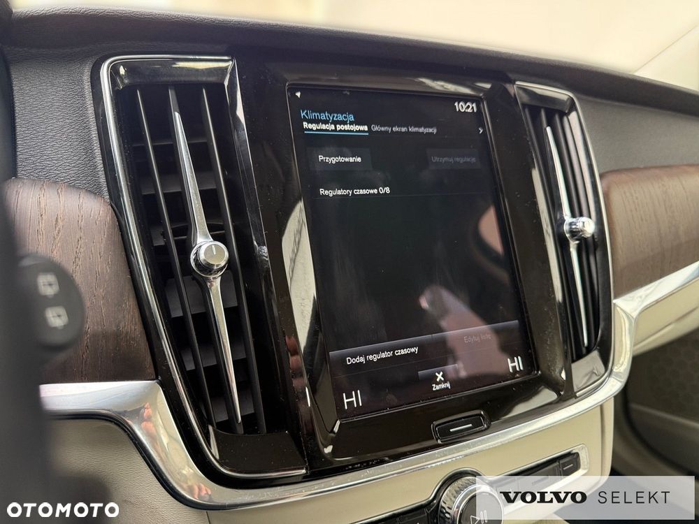 Volvo V90 Cross Country - 23