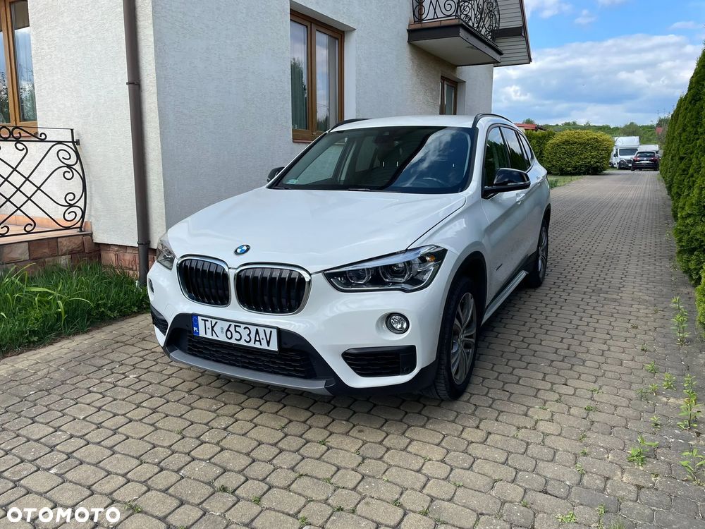 BMW X1 sDrive18i GPF Sport Line - 1