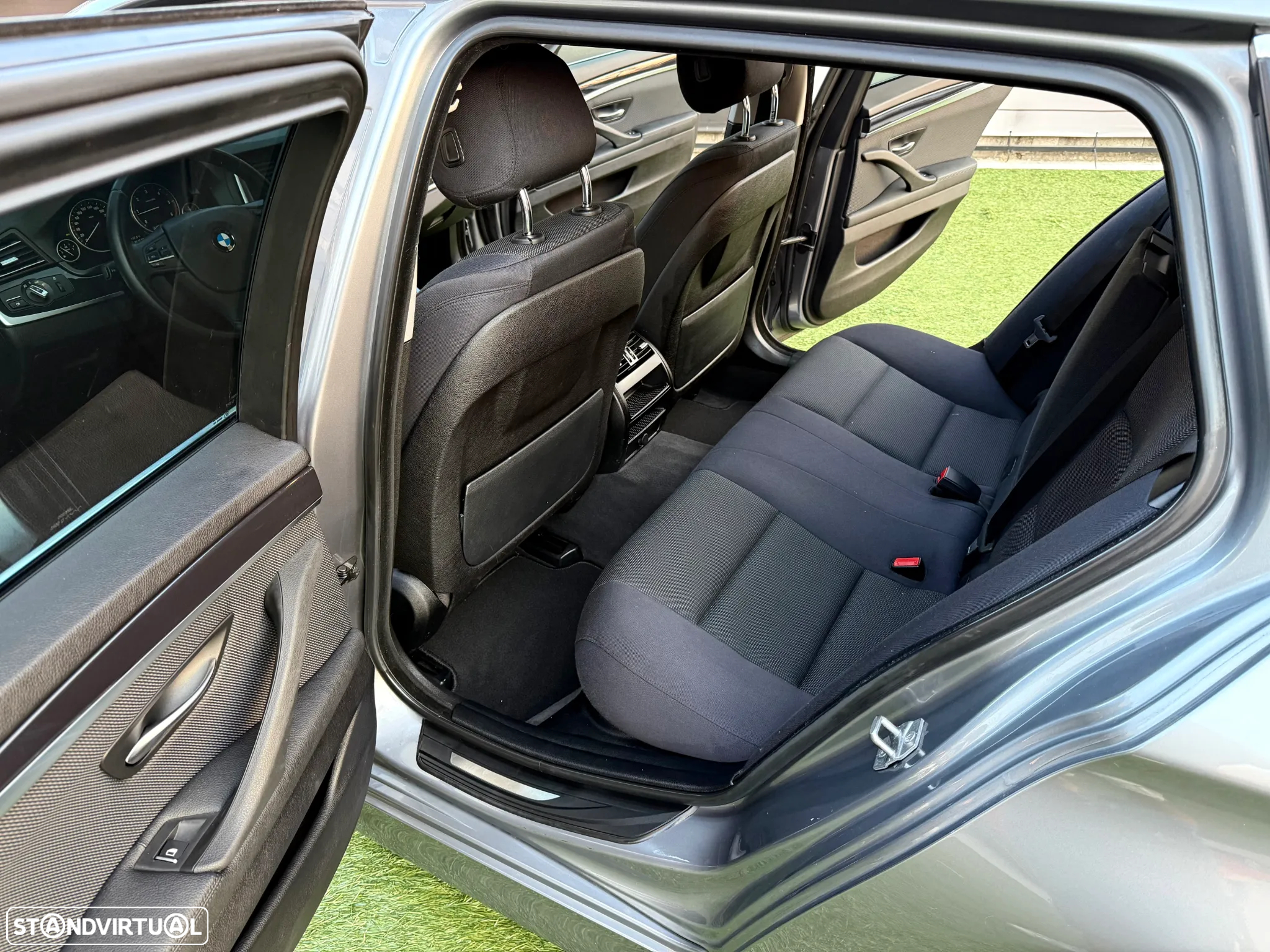BMW 520 d Auto - 33