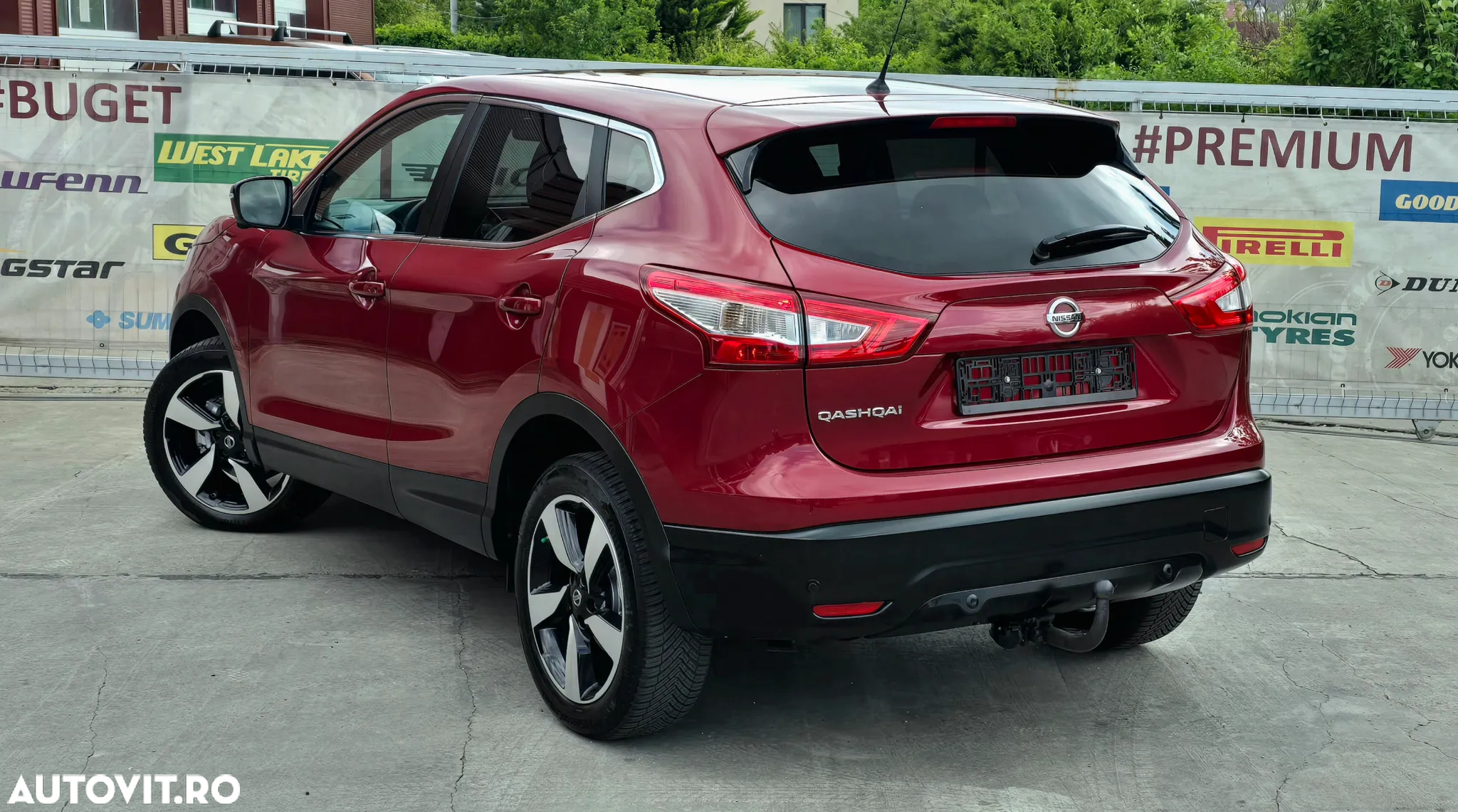 Nissan Qashqai 1.6 DCI ALL-MODE 4x4i N-Connecta - 6