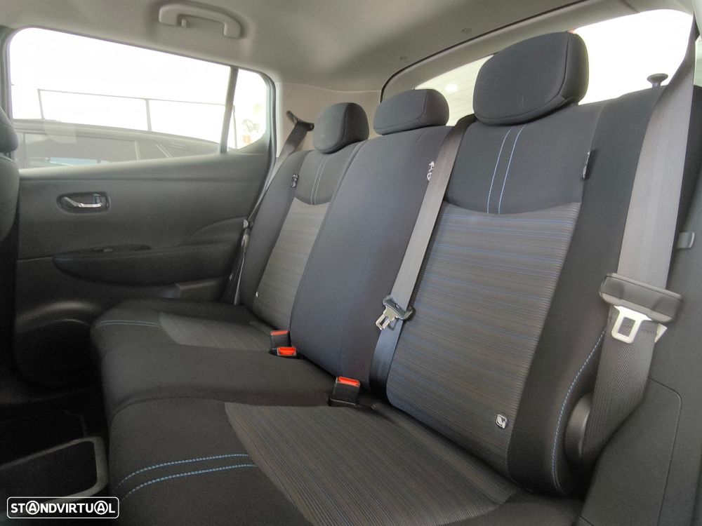 Nissan Leaf N-Connecta - 12