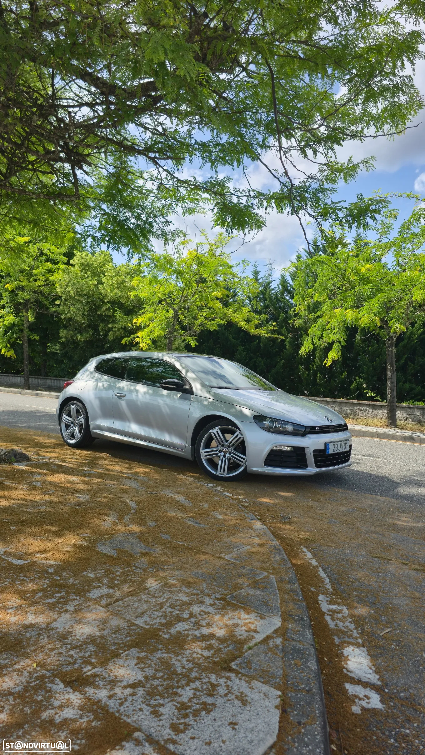 VW Scirocco 2.0 TSI R DSG - 2